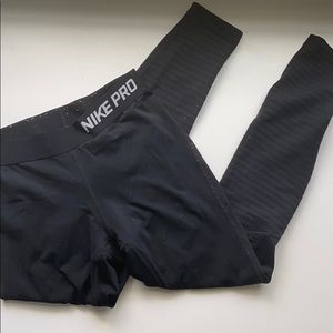 Nike Pro work out leggings